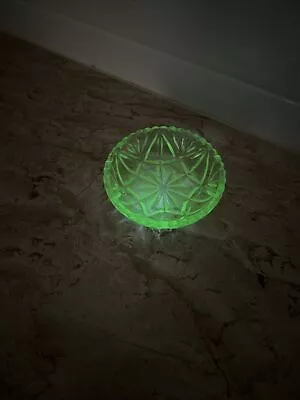 Vintage Uranium Depression Green Glass Bowl • $20