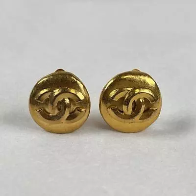 Chanel Vintage Coco Mark Earrings Gold 96P • £338.15