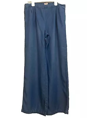 Merona Women Chambray Pants Medium Wide Leg Blue With Pockets 32  Inseam • $21.60