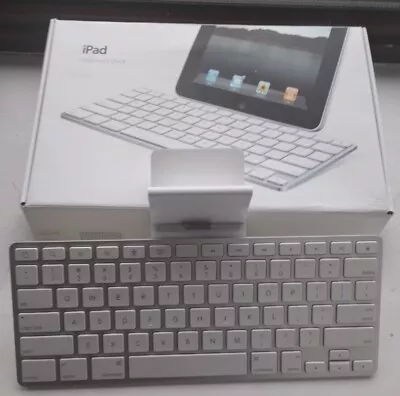 GENUINE APPLE 1st Generation IPad Keyboard Dock IPAD 1 2 AND 3 • £9.99