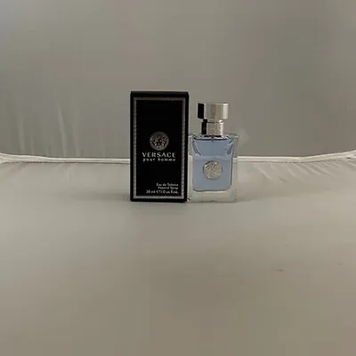 Versace Pour Homme Cologne By Gianni Versace - 1.0 / 1 Oz / 30 Ml EDT Spray NIB • $24.75