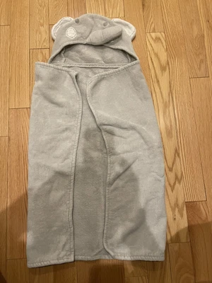 $15 • Buy Pottery Barn Baby Hooded Towel Elephant Gray