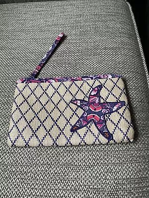 VERA BRADLEY BEACH STRAW WRISTLET POUCH8.75”x5.75” • $6.99