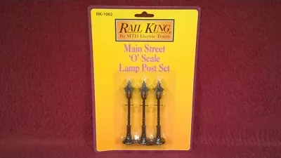 #4 Mth Rail King Rk-1062 Main Street O-scale Lamp Post Set Of 3 - Nip • $21.95