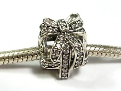 Authentic Pandora Ale Silver All Wrapped Up Gift Box Present Charm 791766cz  • £16.95