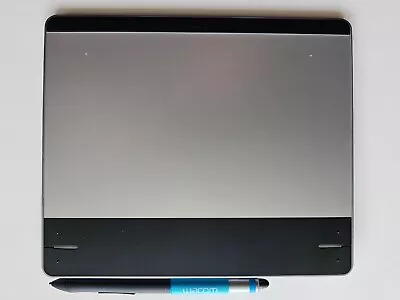 Intuos Pen & Touch Pad Small CTH-480 With Case Charger And Software Wacom • $44.95