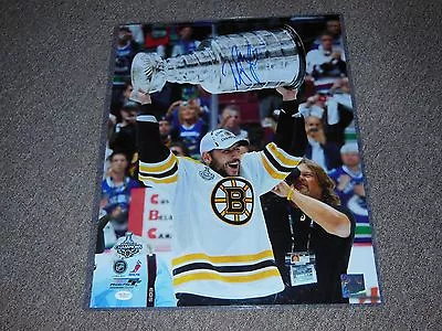 Boston Bruins Milan Lucic Autographed 16x20 Photo Stanley Cup Shot JSA Authentic • $100