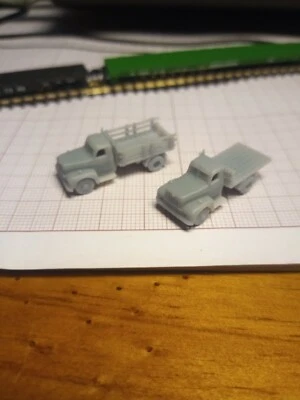 $16 • Buy Z Scale Train Miniature 2x Flatbed Truck International R190, 1954