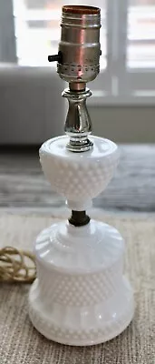 Vintage Milk Glass Hobnail Bedside/Desk Lamp - Underwriters Laboratories - 12  • $16.75