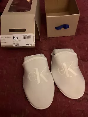 Ladies BOXED CALVIN KLEIN White FlipRoll Up Neoprene Tracy Shoes Size UK M (39) • £13.49