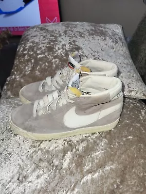 £3.99 • Buy Nike Blazer Mid Suede Grey & White Suede Ladies Trainers Size 4