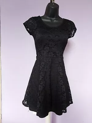 £9.29 • Buy Wal G Lace Overlay Skater Dress Size 8 Black VGC