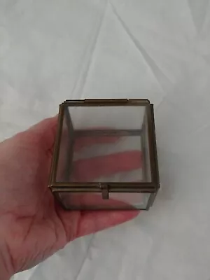 Vintage Glass Trinket Storage Jewelry Box  • $15