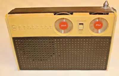 Motorola All Transistor AM/FM Radio Model TP20GN • $59
