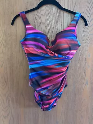 MIRACLESUIT Women 10 Swimsuit One Piece Underwire Multi Color Free Ship • $34.95