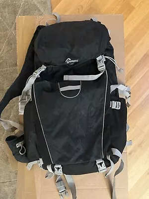 Lowepro Backpack With Easy Access Camera Compartment - Used Good Condition • £1.20