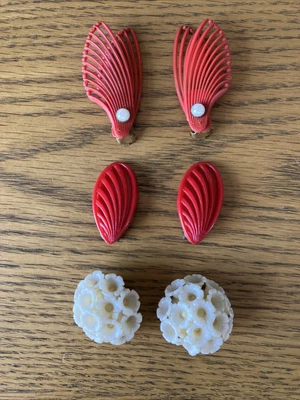£12 • Buy Vintage Job Lot Of Three Pairs Of 60’s Lucite Clip On Earrings