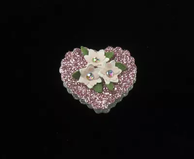 WMH Dollhouse Miniature Valentine's Day  Heart - Handmade - Pink /White Flowers • $3.99