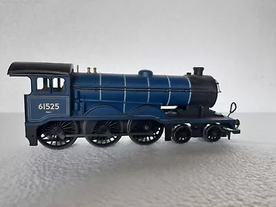 Ex-Display Hornby R1089 00 GUAGE Loco Class B12 4-6-0 61525 In BR Lined Blue • £50