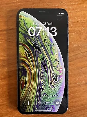 Apple IPhone XS - 256GB - Space Grey (Unlocked) A2097 (GSM) CRACKED SCREEN • £90