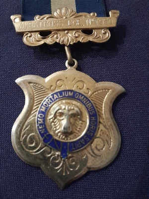 £20 • Buy Royal Order Of Buffaloes Medal