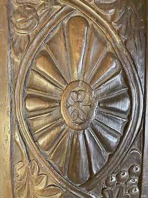 £29.99 • Buy 17th Century Oak Carved Panel With Central Carved Pattern Scrolling Leaves