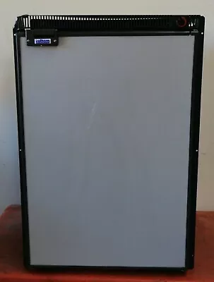 Isotherm Cruise 100 Classic Marine Refrigerator Fridge W/ Freezer AC/DC # CR100 • $895