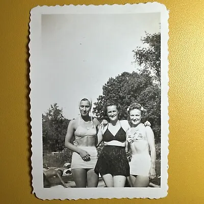 1940s Bikinis VINTAGE PHOTO Trio Of Women Sexy Pinup Girls Stylish Snapshot • $12