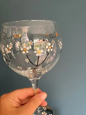 Hand Painted Gin Glass BEE FLOWER Wine Glass GIFT WRAPPED Birthday Present • £10.99