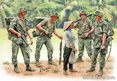 $11.20 • Buy Patroling, Vietnam War Series (Plastic Model Kit) 1/35 MasterBox 3599