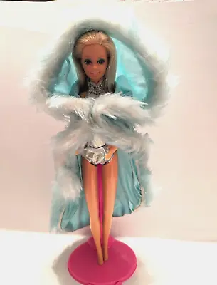 Vintage Magic Moves Barbie With Moving Arms Cape And Bodysuit 1985 • $29.99