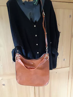 Tan. Mock Croc Leather Large Shoulder Bag & Long Detachable Across  Body Strap. • £7.50