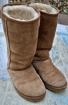 ✨ UGG CLASSIC TALL WINTER BOOTS Size US 9 CHESTNUT BROWN ✨ • $39.50