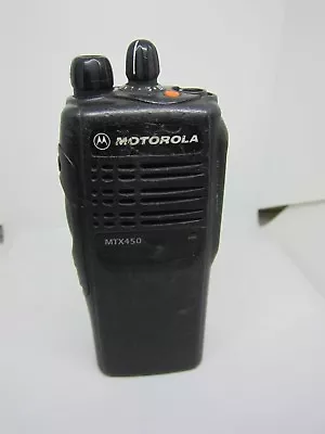 MOTOROLA MTX450 403-470 MHz UHF TWO WAY Radio AAH25RDC9GB3AN • $39.99