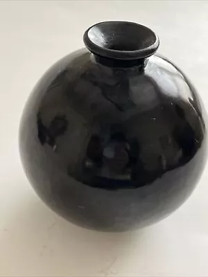 Dona Rosa Coyotepec Oaxaca Mexico Black Clay Negro Pottery Signed Vase 4 X 4.5” • $29.99