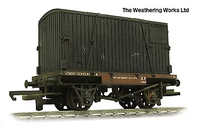 £24.99 • Buy Bachmann BR Conflat Flat Wagon + Container Load *PRO WEATHERED LOOK