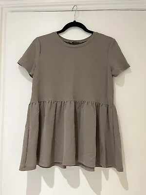 Women’s Zara Beige Peplum Top Size S • £4.99