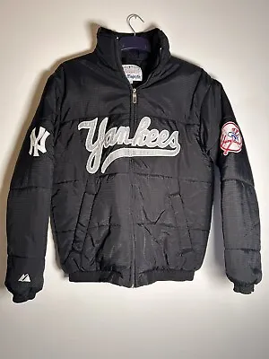 Genuine Majestic Athletic NEW YORK YANKEES Puffa Jacket With Hood - Adult Small • £74.99