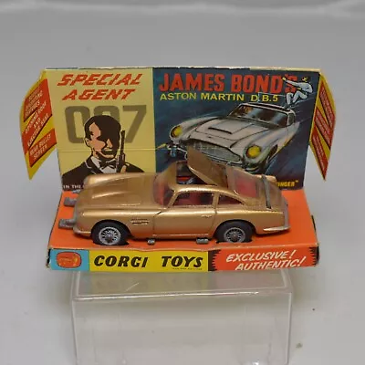 Vintage Corgi Toys James Bond's Aston Martin DB5 #261 & Box Pre Owned (J443) • $0.72