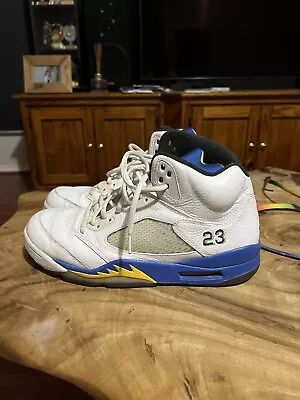 Size 11  - Jordan 5 Retro Laney 2013 • $31