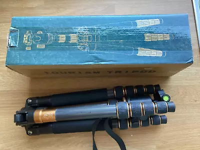 £26.50 • Buy QZSD 666C Carbon Fibre Travel Tripod With Ball Head