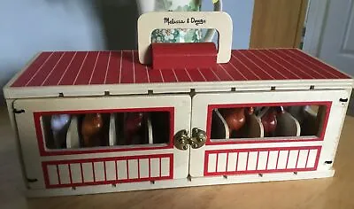Melissa & Doug Take-along Show-horse Stable With 8 Horses • £20