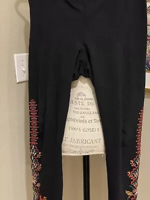 Johnny Was JW Los Angeles Womens Leggings Large Black Floral Embroidered • $19.99