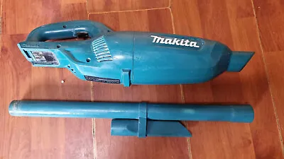 Makita CL106FD 12v Vacuum • £9.99