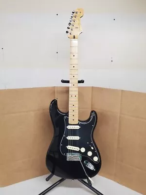 Fender Standard Stratocaster 2019 - Limited Edition - Made In Mexico • $449.99