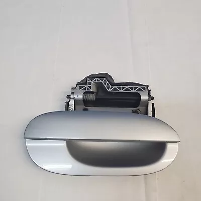 1997 - 2003 BMW E39 528i 525i 530i 540i PASSENGER FRONT OUTSIDE DOOR HANDLE OEM • $44.95