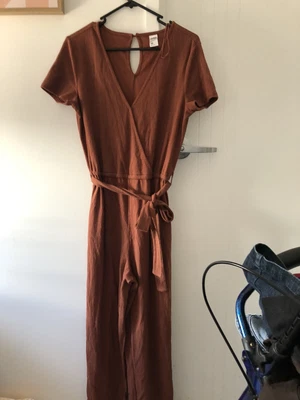 $5 • Buy Women’s Jumpsuit Size 10