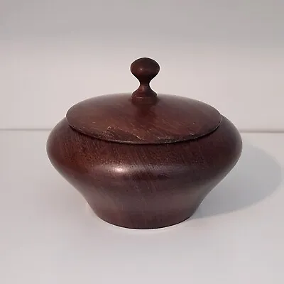 Vintage Small Round Wood Trinket Jewlery Box With Lid 4  • $12.20