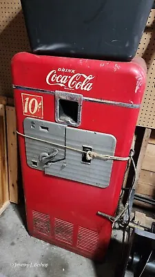 Vintage Vendo Coke Machine - Model 27A Works  • $2000