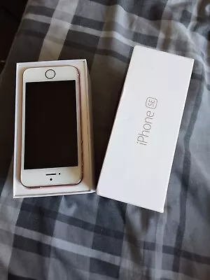 IPhone SE 2016 -32GB-Rose Gold-Unlocked- Good Condition. Handset • £15